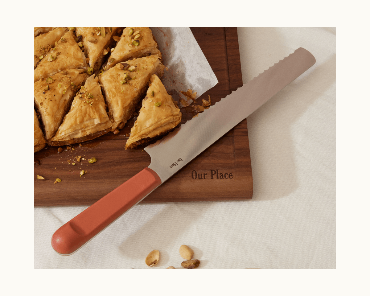 Serrated Slicing Knife in Spice View 5